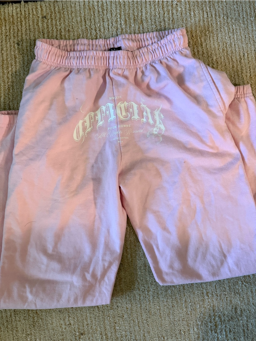 Women’s pink pants